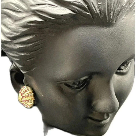 Baublebar Dainty Ombre Pink Crystal Accent Gold Mini Mykonos Clam Stud Earrings - Picture 3 of 5